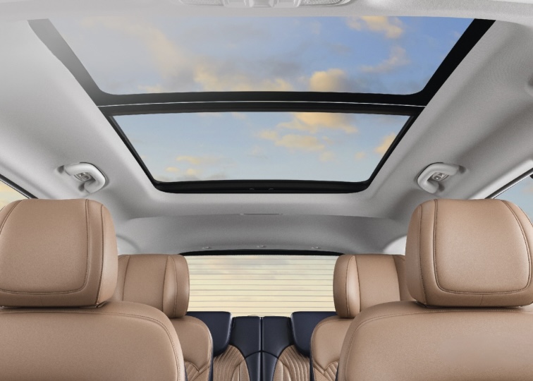 Hyundai Alcazar voice assisted sunroof